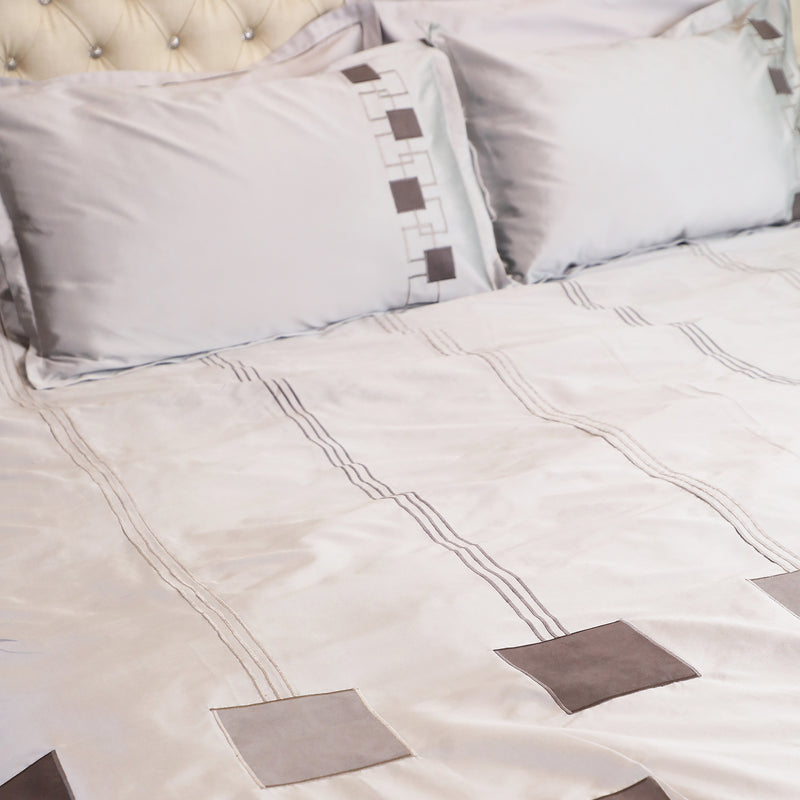 Sterling Bedding Set